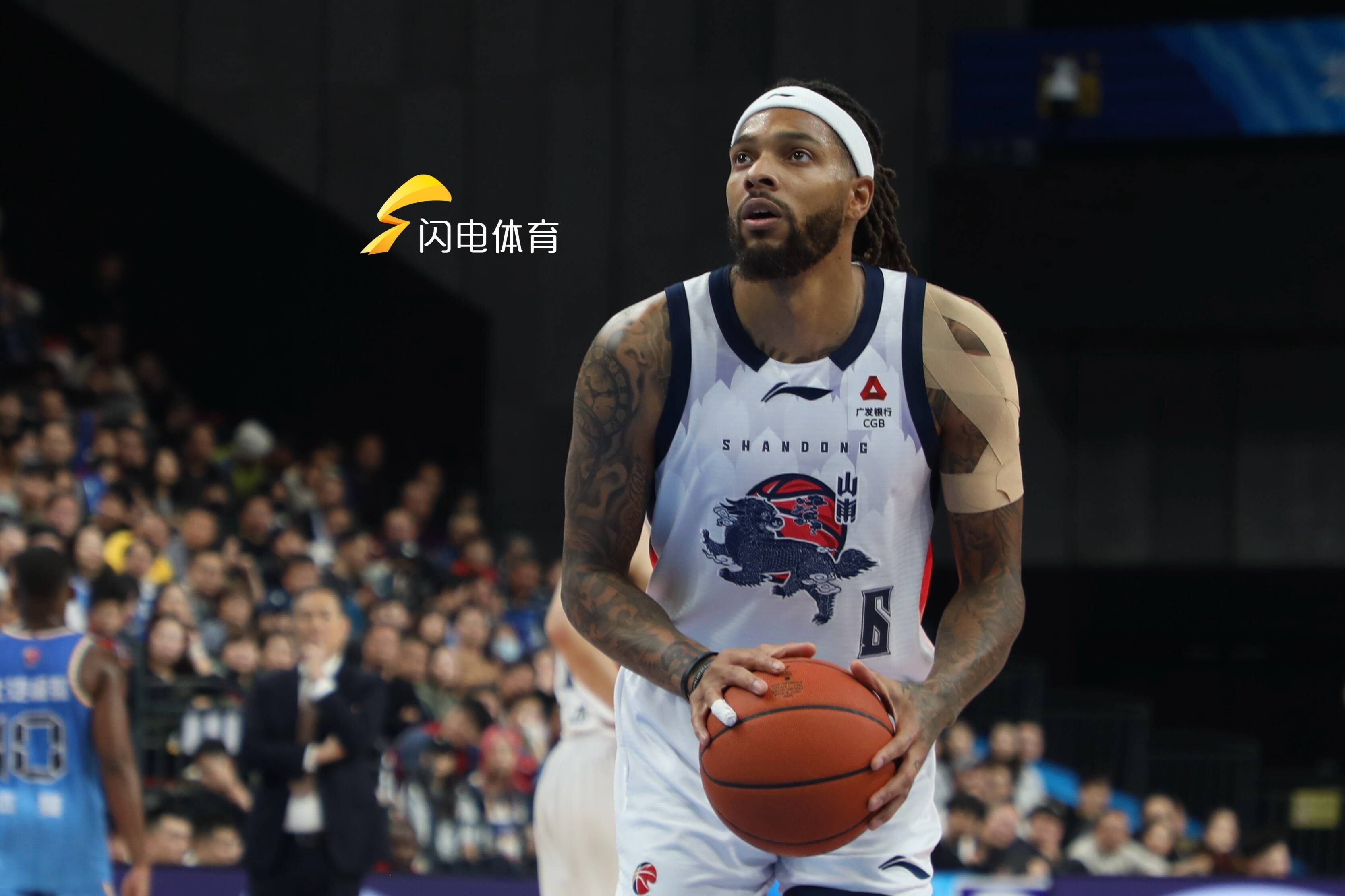 九游娱乐网站-挺进俱乐部杯四强！山东高速男篮89-88险胜浙江